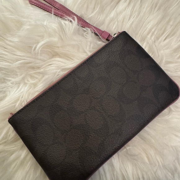 Coach Dark Brown and Pink Wristlet *AUTHENTIC* - Picture 2 of 6